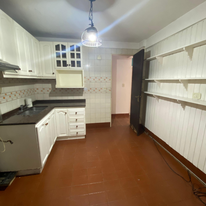 Imagen de San Lorenzo 2540